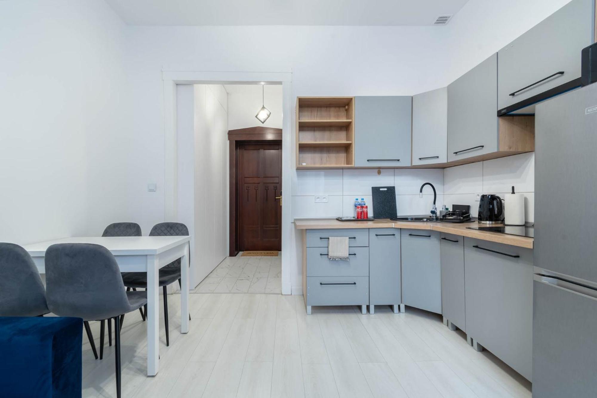 An Rent Slowackiego Poznań